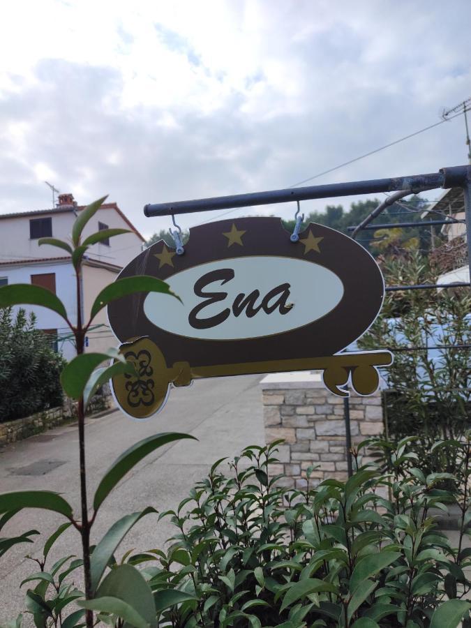 Rooms Ena Rovinj Exterior photo