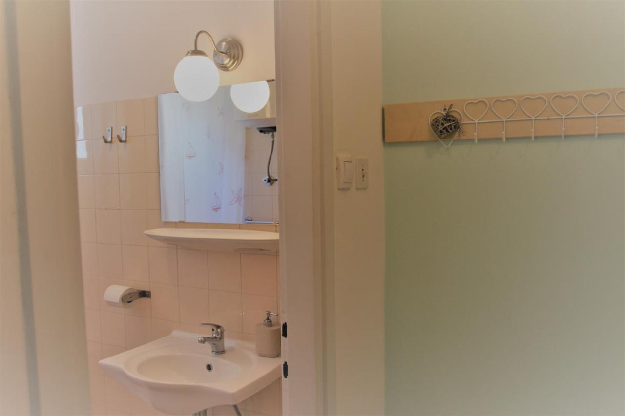 Rooms Ena Rovinj Exterior photo