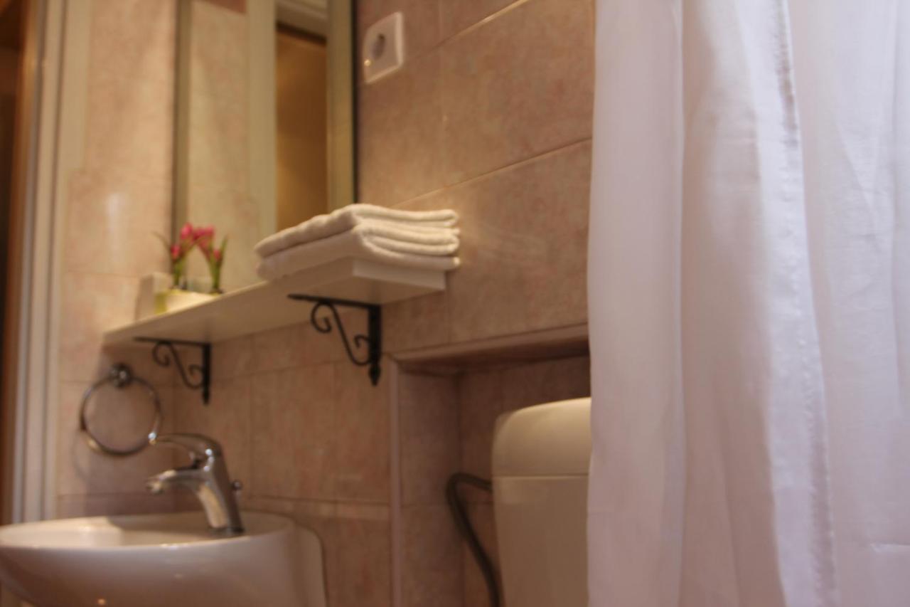 Rooms Ena Rovinj Exterior photo