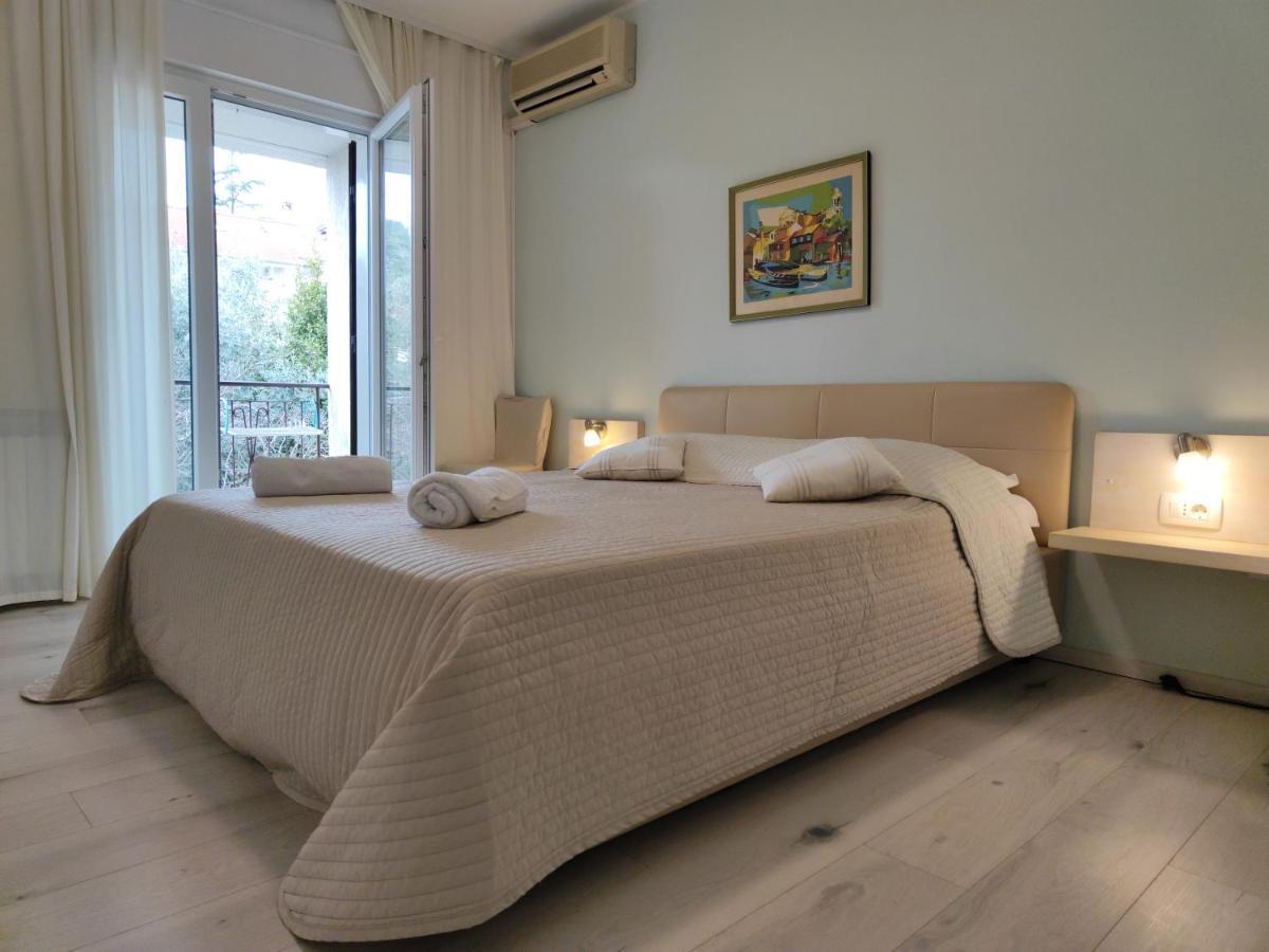 Rooms Ena Rovinj Exterior photo